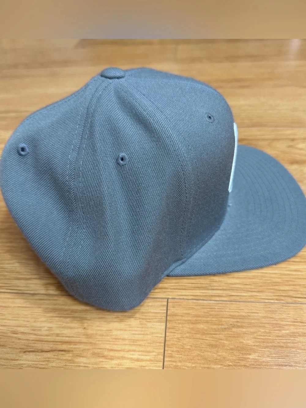 Mammoth Mountain Crown Trail Map Brim Cap Small Adult Or Youth Gray SnapBack